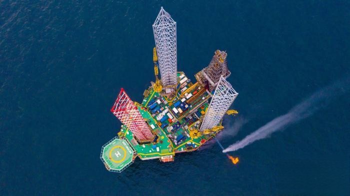 采油树3.jpg 采油树3.jpg