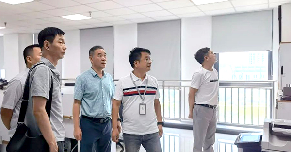 东辰1.jpg 东辰1.jpg