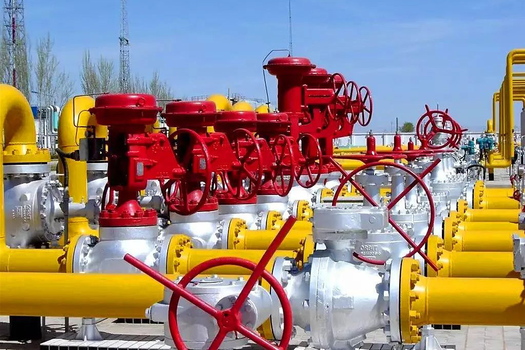 石油与装备2.jpg 石油与装备2.jpg